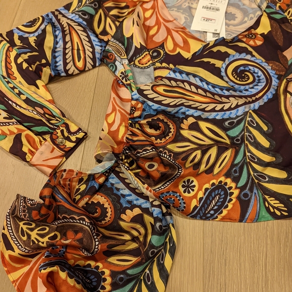 Colorful Paisley Women's Blouse - Picture 7 of 8